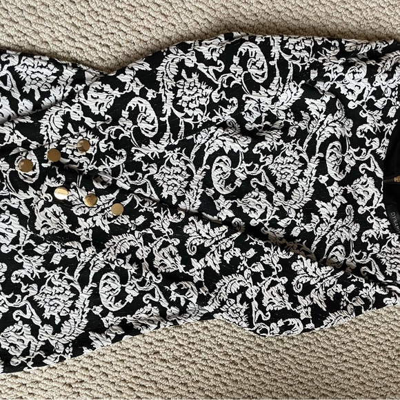 Dynamite Jacquard Patterned Dress - Picture 8 of 10